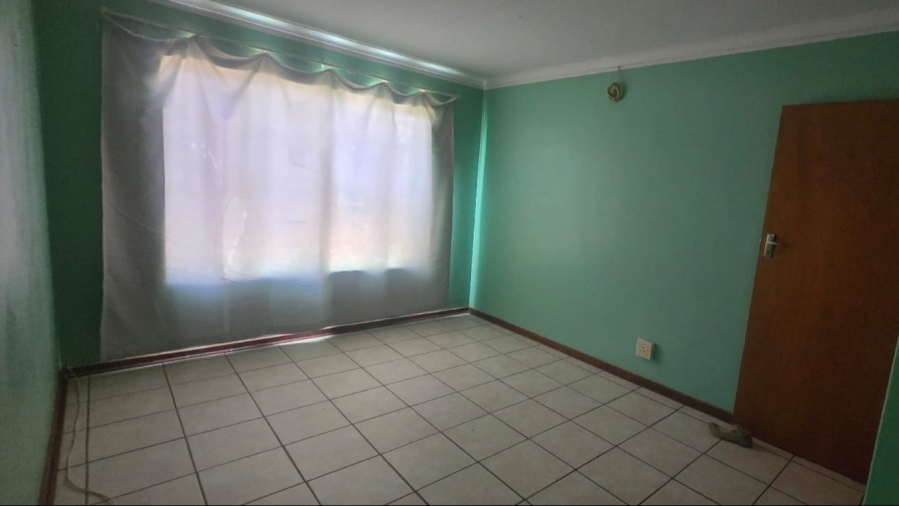 2 Bedroom Property for Sale in Koffiefontein Free State